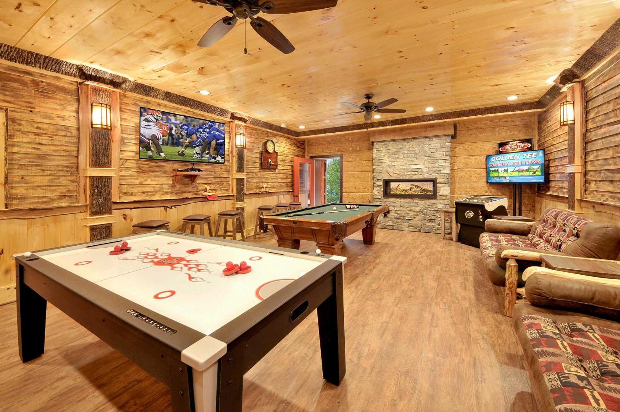 鸽子谷Skyview Mansion:13Bdrm, 17Bath, Sleeps 70, Indoor Pool, Amazing Views别墅 外观 照片